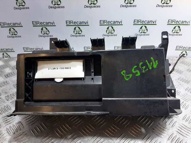 51167120408 Tapa guantera  en stock Sabadell