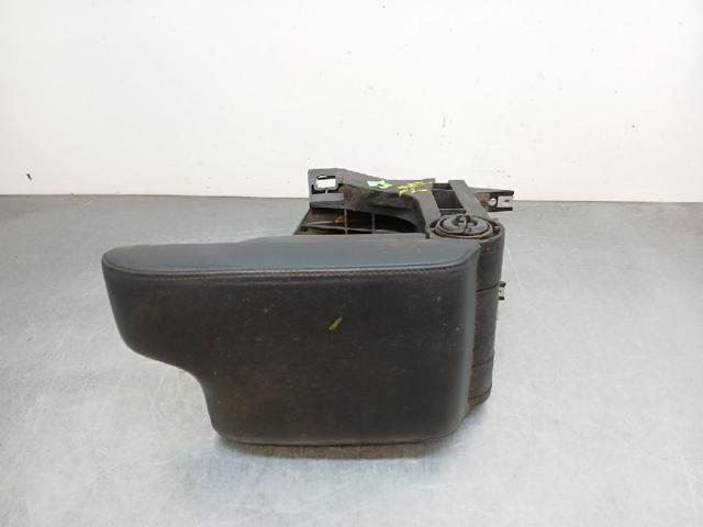 51168213678 BMW