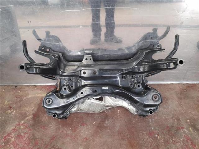 Subchasis delantero soporte motor Toyota Corolla E18