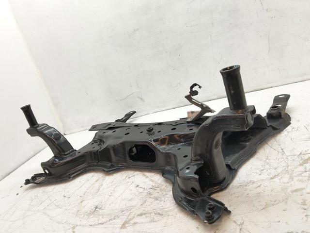 Subchasis delantero soporte motor Toyota C-HR X10