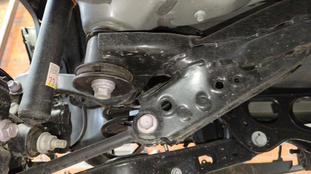 TOYOTA 5120642090 Subchasis trasero soporte motor  disponible Valladolid