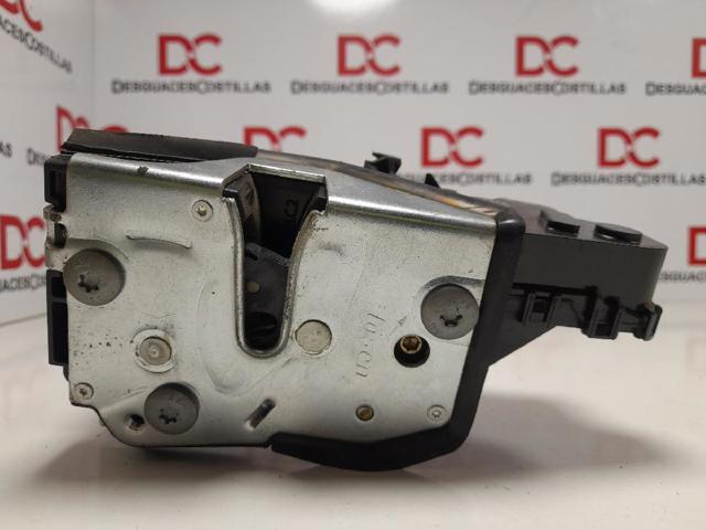 BMW 51217011244 Cerradura de puerta delantera derecha comprar Barcelona
