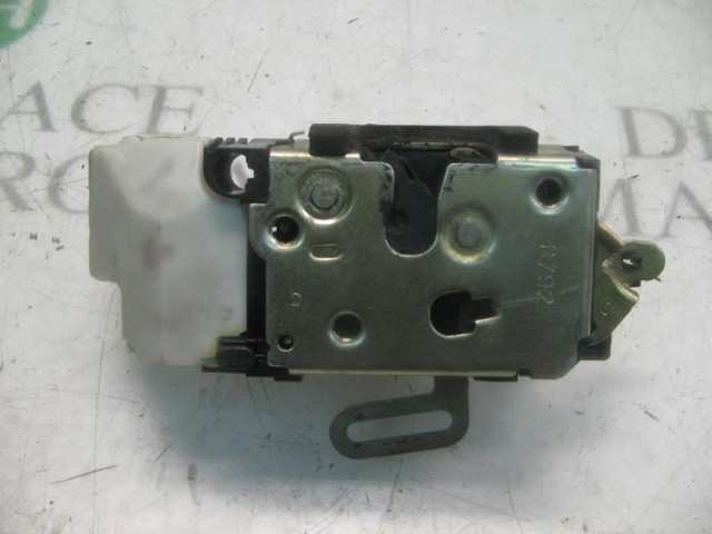 BMW 51217011244 Cerradura de puerta delantera derecha  en stock Valencia