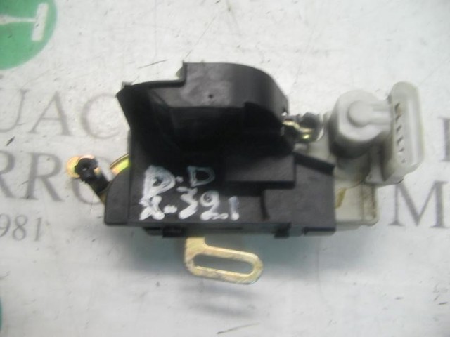 51217011244 BMW Cerradura de puerta delantera derecha  disponible Alicante