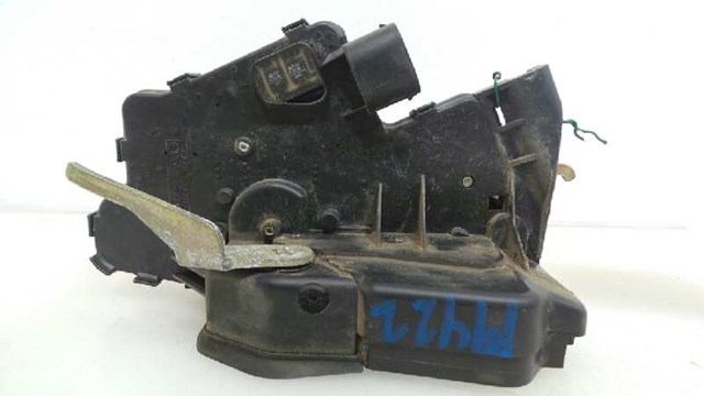 51217011308 Cerradura de puerta delantera derecha  en stock Granada