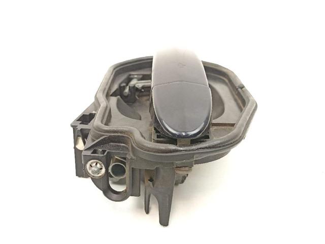 BMW 51217199556 Soporte de manija exterior de puerta delantera derecha comprar Barcelona