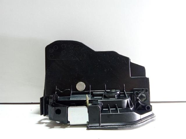 51217202143 BMW