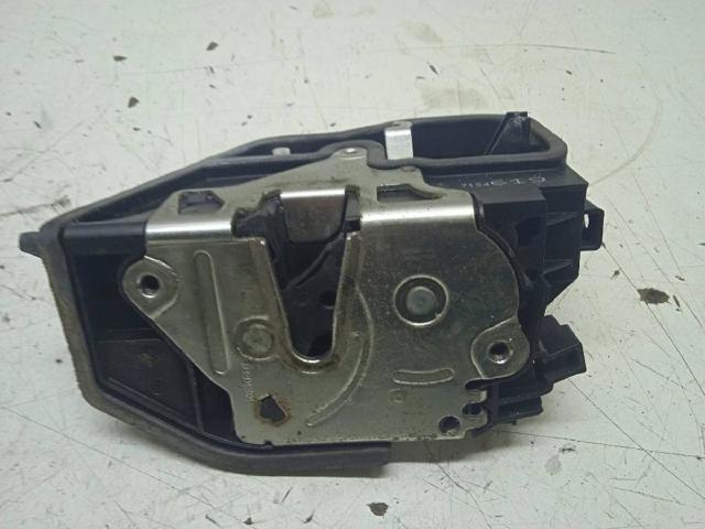 51217202143 BMW Cerradura  en stock Huelva