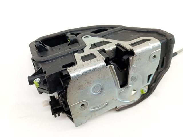51217202146 Cerradura de puerta delantera derecha  en stock Granada