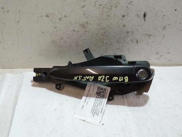 51217207539 Manija exterior trasera izquierda  disponible Málaga