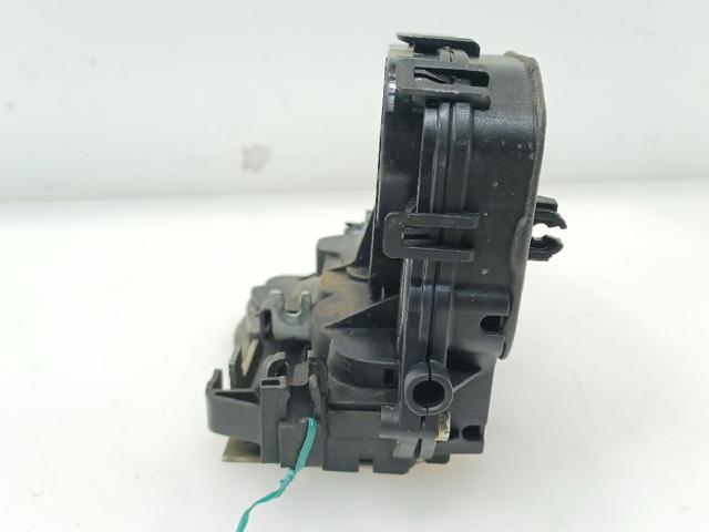 51217229458 BMW Cerradura de puerta delantera derecha  en stock Huelva