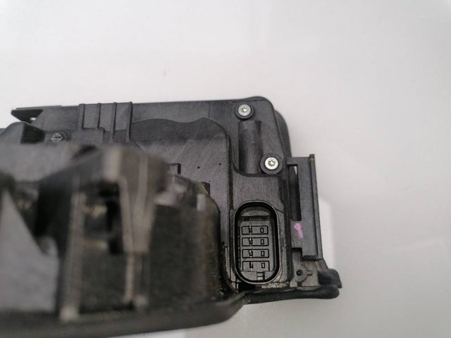 51217281934 BMW Cerradura de puerta delantera derecha  en stock Gandía