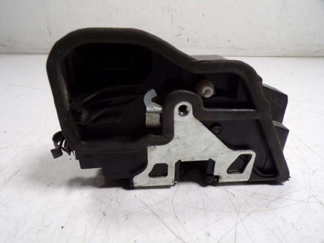 51217318416 BMW Cerradura de puerta delantera derecha  disponible Alicante
