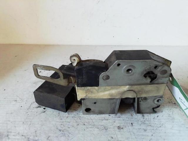 51218122204 BMW