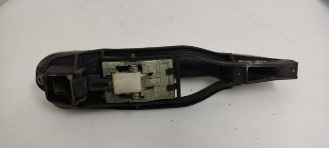 51218216122 BMW Soporte de manija exterior de puerta delantera derecha comprar Bilbao