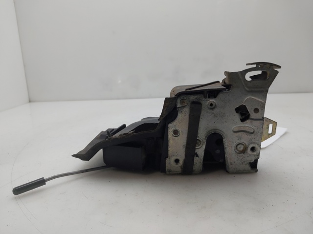 51218235102 BMW