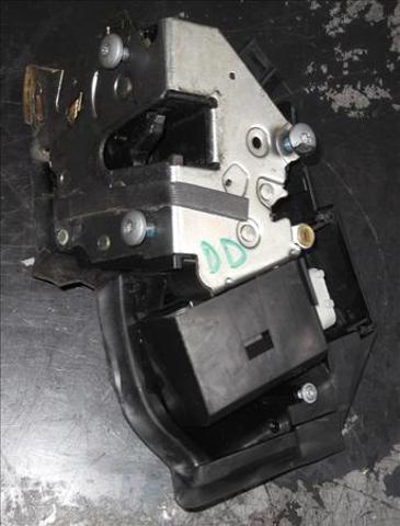 51218235104 BMW