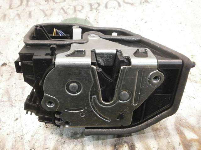 51227202148 BMW Cerradura de la puerta trasera derecha  comprar en Lleida