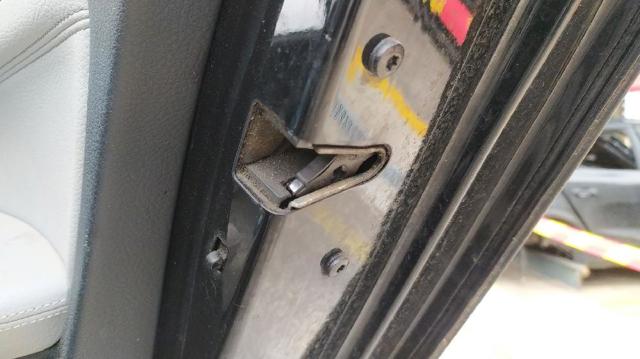 51227229460 Cerradura de la puerta trasera derecha  disponible Málaga