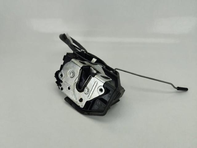 51227229460 BMW Cerradura de la puerta trasera derecha comprar Madrid