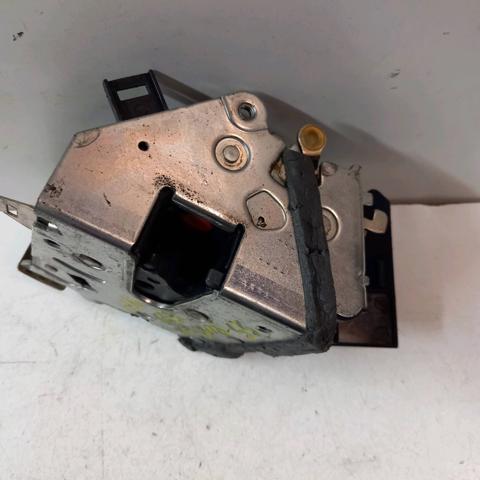 BMW 51228125672 Cerradura de la puerta trasera derecha comprar Tarragona