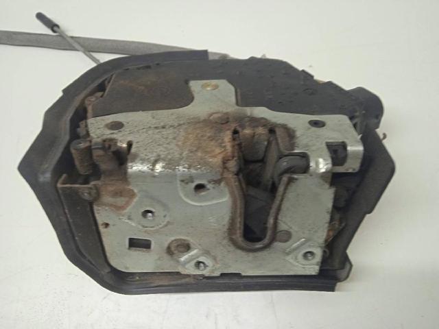51228402601 BMW Cerradura de puerta trasera izquierda  en stock Córdoba