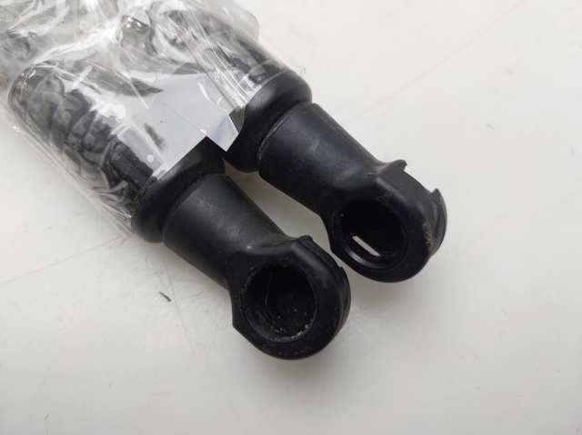 51237008745 BMW Amortiguador de capó  en stock Córdoba