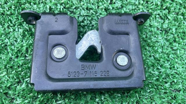 51237008755 BMW Cerradura del capó  comprar en Oviedo