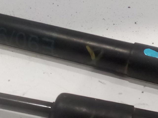 51237060550 BMW Amortiguador de capó  en stock Gandía
