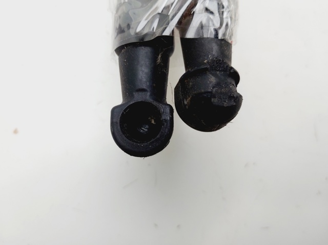 51237118370 BMW Amortiguador de capó  en stock Córdoba