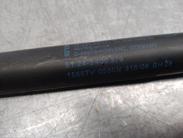 51243400379 Amortiguador maletero  en stock Sabadell