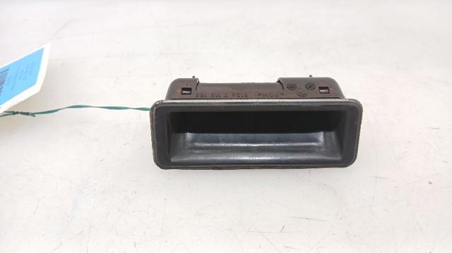 BMW 51247118158 Tirador de puerta de maletero exterior  en stock Terrassa
