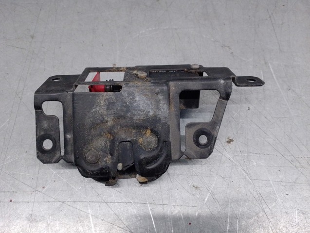 51247201561 BMW Cerradura de tapa de maletero  comprar en Lleida