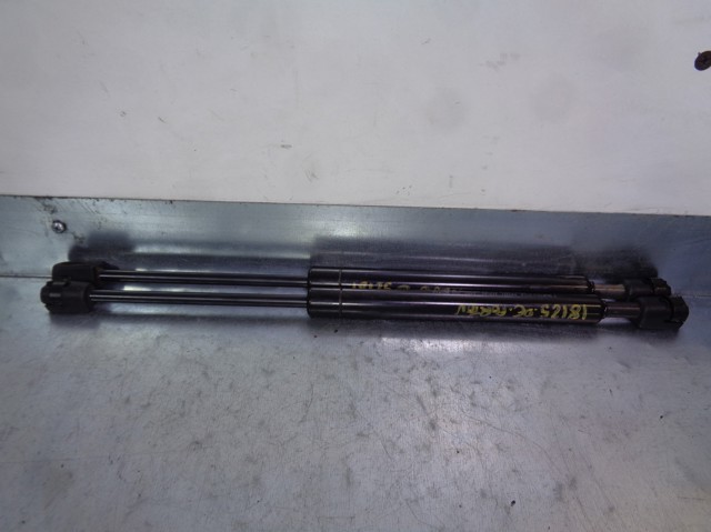 51247250308 Amortiguador maletero  en stock Granada