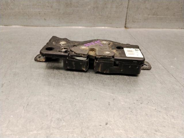 51247357112 BMW Cerradura de maletero  en stock Gandía