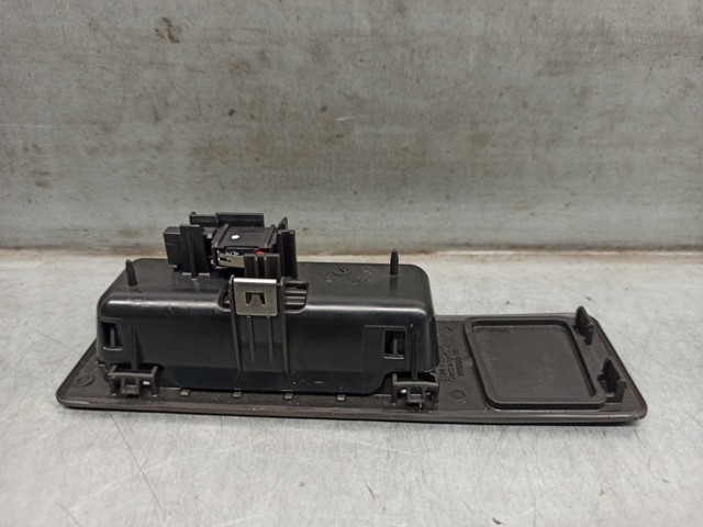 BMW 51247368752 Tirador de puerta de maletero exterior comprar Tarragona