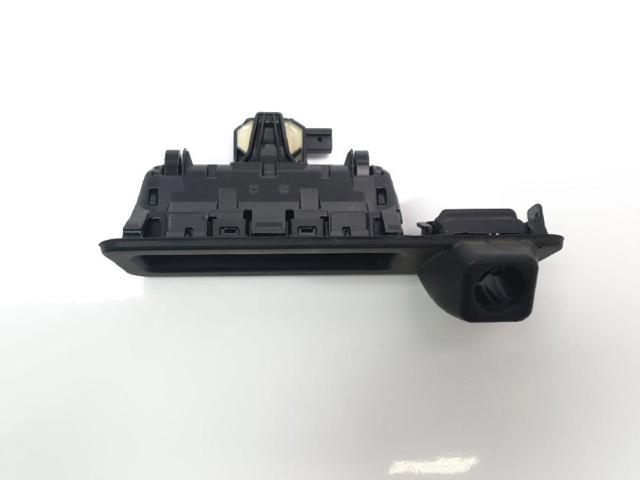 51247381868 BMW