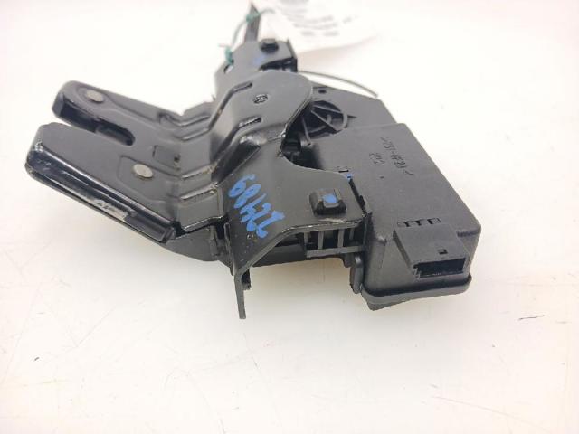 51247840617 Cerradura de maletero  en stock Granada