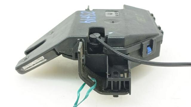 51248196401 Cerradura de tapa de maletero  disponible Utrera