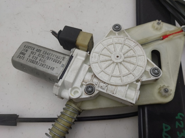51337165596 BMW Mecanismo de elevalunas de la puerta delantera derecha  disponible Ourense