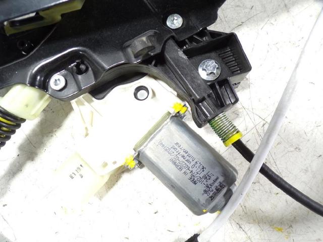 51337182131 BMW Mecanismo de elevalunas de la puerta delantera izquierda  disponible Alicante