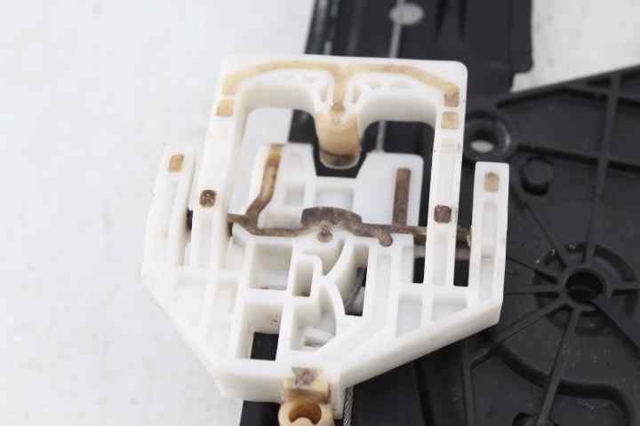 51337281881 BMW Mecanismo de elevalunas delantero izquierdo  en stock Gandía