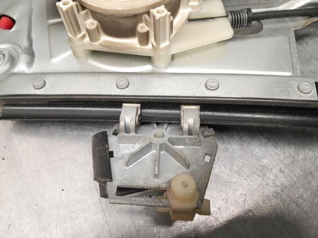 51338252393 BMW Mecanismo de elevalunas delantero izquierdo  en stock Córdoba