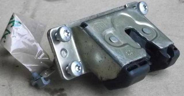 5134083 OPEL Cerradura de tapa de maletero  disponible Ourense