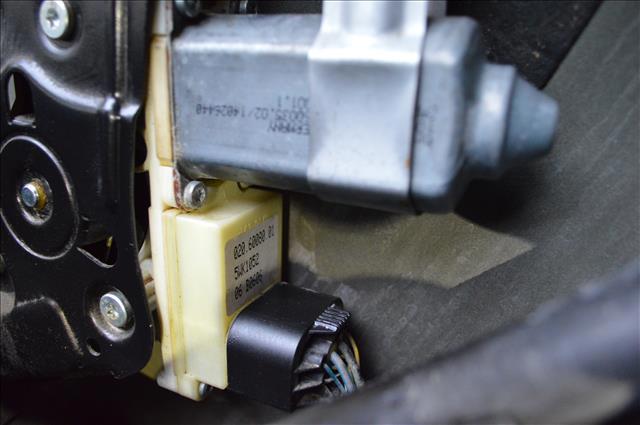 51353448251 BMW Mecanismo de elevalunas de la puerta trasera izquierda  en stock Huelva