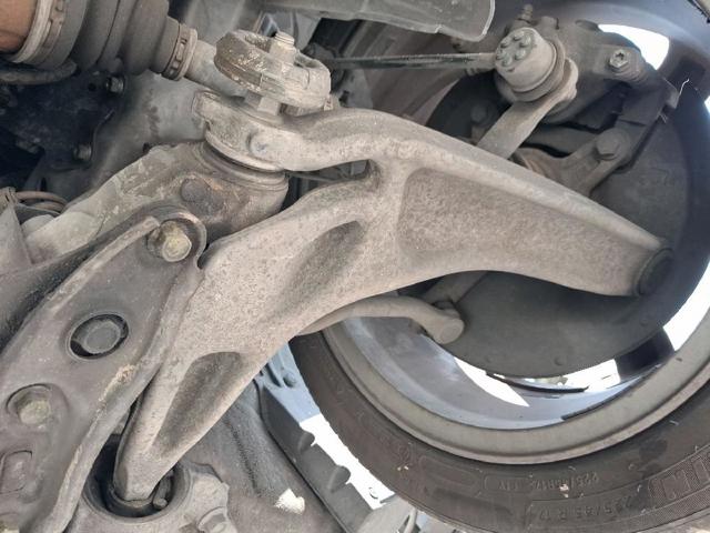 Brazo inferior izquierdo de la suspensión delantera 51360SMGE07 HONDA