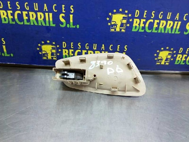 Tirador de puerta exterior derecho delantero/trasero 51417144546 BMW