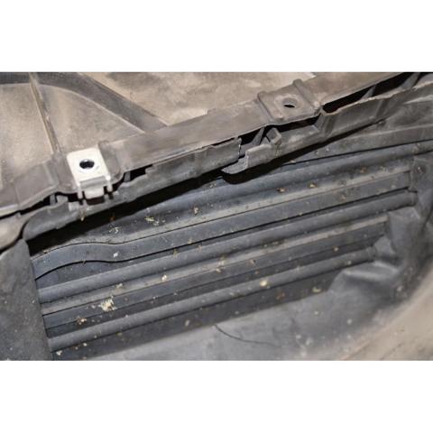 51647193192 Soporte de radiador  en stock Granada