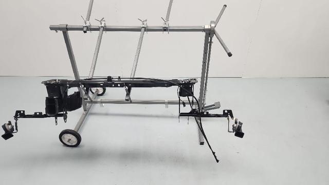 51647245786 BMW Soporte de radiador superior  en stock Córdoba