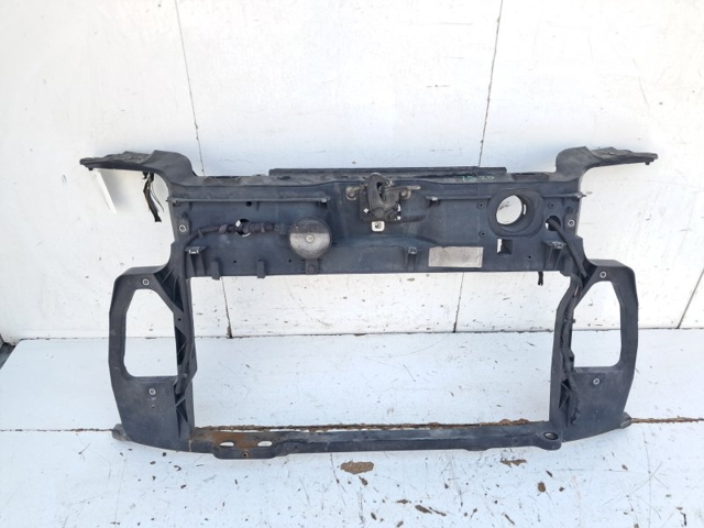 51700202 Soporte de radiador  en stock Granada